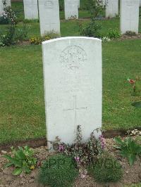 Sucrerie Military Cemetery - Donnell, S