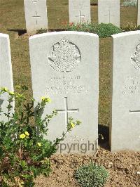 Blighty Valley Cemetery - Bell, W