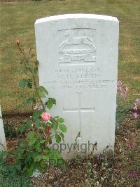 Connaught Cemetery - Allum, William Hylbert