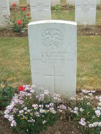 Connaught Cemetery - Bryans, R