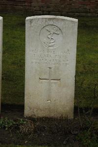 Ancre British Cemetery Beaumont-Hamel - Clark, Harry