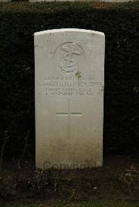 Ancre British Cemetery Beaumont-Hamel - King, Stanley Gordon