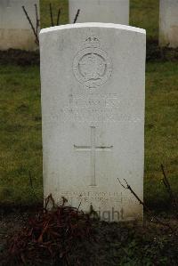 Ancre British Cemetery Beaumont-Hamel - Lawless, Peter