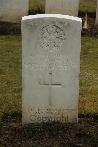 Ancre British Cemetery Beaumont-Hamel - Porter, William