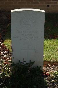 Tilloy British Cemetery Tilloy-Les-Mofflaines - Swift, W