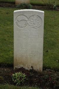 Heilly Station Cemetery Mericourt-L'abbe - Ingram, P J