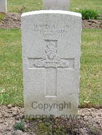Reichswald Forest War Cemetery - Allen, Michael William David