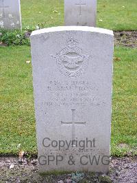 Reichswald Forest War Cemetery - Armstrong, Robert