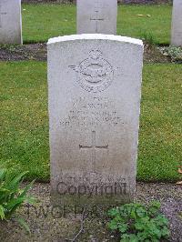 Reichswald Forest War Cemetery - Askham, Clarence