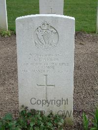 Reichswald Forest War Cemetery - Ayres, Richard John