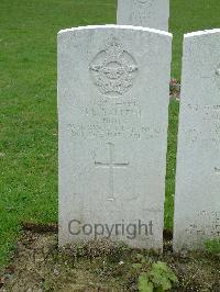 Reichswald Forest War Cemetery - Baltzer, Ross Lloyd