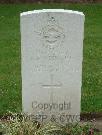 Reichswald Forest War Cemetery - Bamberough, Robert