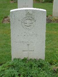 Reichswald Forest War Cemetery - Barker, Ernest William Henry