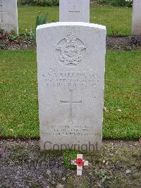 Reichswald Forest War Cemetery - Barlow, Raymond William