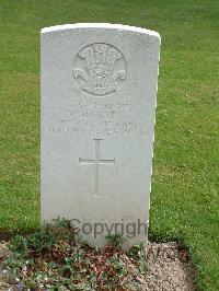 Reichswald Forest War Cemetery - Barnett, William