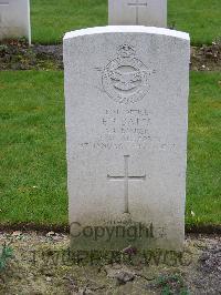 Reichswald Forest War Cemetery - Bates, Edward Percy