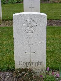 Reichswald Forest War Cemetery - Beck, Charles Douglas