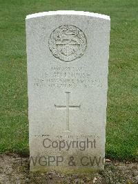 Reichswald Forest War Cemetery - Bellhouse, Ernest