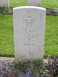 Reichswald Forest War Cemetery - Belton, Wilfred Thomas