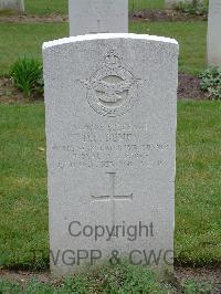Reichswald Forest War Cemetery - Beney, David Levick