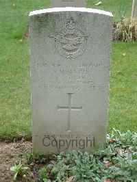 Reichswald Forest War Cemetery - Binch, Victor Hugh