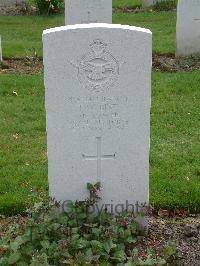 Reichswald Forest War Cemetery - Bint, Thomas William