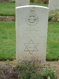 Reichswald Forest War Cemetery - Bolton, Sidney David