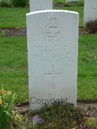 Reichswald Forest War Cemetery - Bousfield, Derick