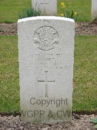 Reichswald Forest War Cemetery - Gore, Samuel