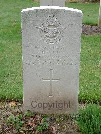 Reichswald Forest War Cemetery - Julian, Richard Henry