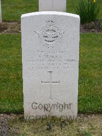 Reichswald Forest War Cemetery - Morris, Frank