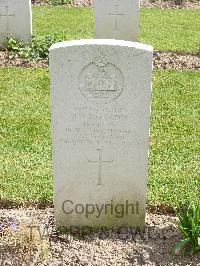 Reichswald Forest War Cemetery - Morrow, Robert John