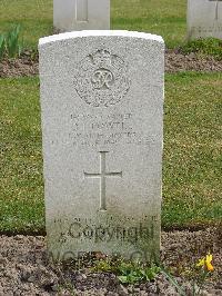 Reichswald Forest War Cemetery - Powell, Denis James