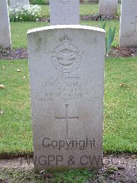 Reichswald Forest War Cemetery - Pringle, James William John