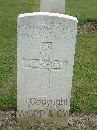 Reichswald Forest War Cemetery - Thompson, Norman Parker