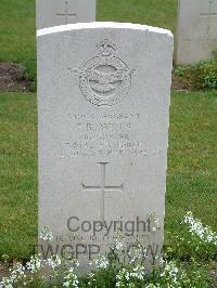 Reichswald Forest War Cemetery - Willis, Frank Rees