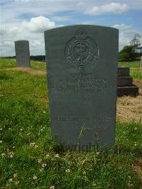 Curragh Military Cemetery - Johnston, William Vincent