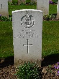 London Cemetery And Extension Longueval - Atkinson, John Reginald