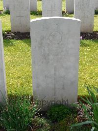 London Cemetery And Extension Longueval - Barnard, David