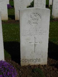 London Cemetery And Extension Longueval - Brittain, Percy James
