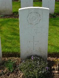 London Cemetery And Extension Longueval - Bull, William Ernest