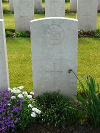 London Cemetery And Extension Longueval - Chivers, James Christopher