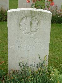 London Cemetery And Extension Longueval - Campbell, Thomas George