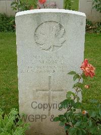 London Cemetery And Extension Longueval - Coates, James Mansfield