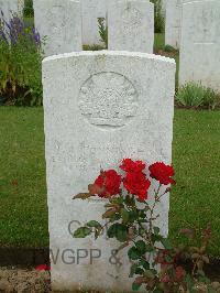 London Cemetery And Extension Longueval - Cunningham, Trevor Russell