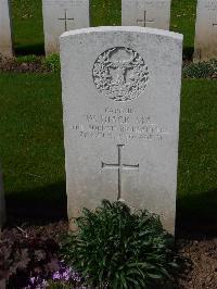London Cemetery And Extension Longueval - Diack, William