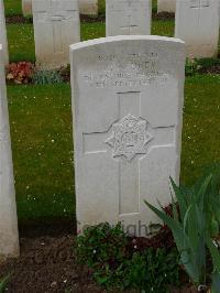 London Cemetery And Extension Longueval - Dubb, Reginald William