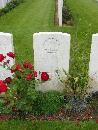London Cemetery And Extension Longueval - Dolan, Raphael Michael