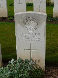 London Cemetery And Extension Longueval - Edwards, Leonard James