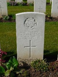 London Cemetery And Extension Longueval - Gennings, Cecil Samuel